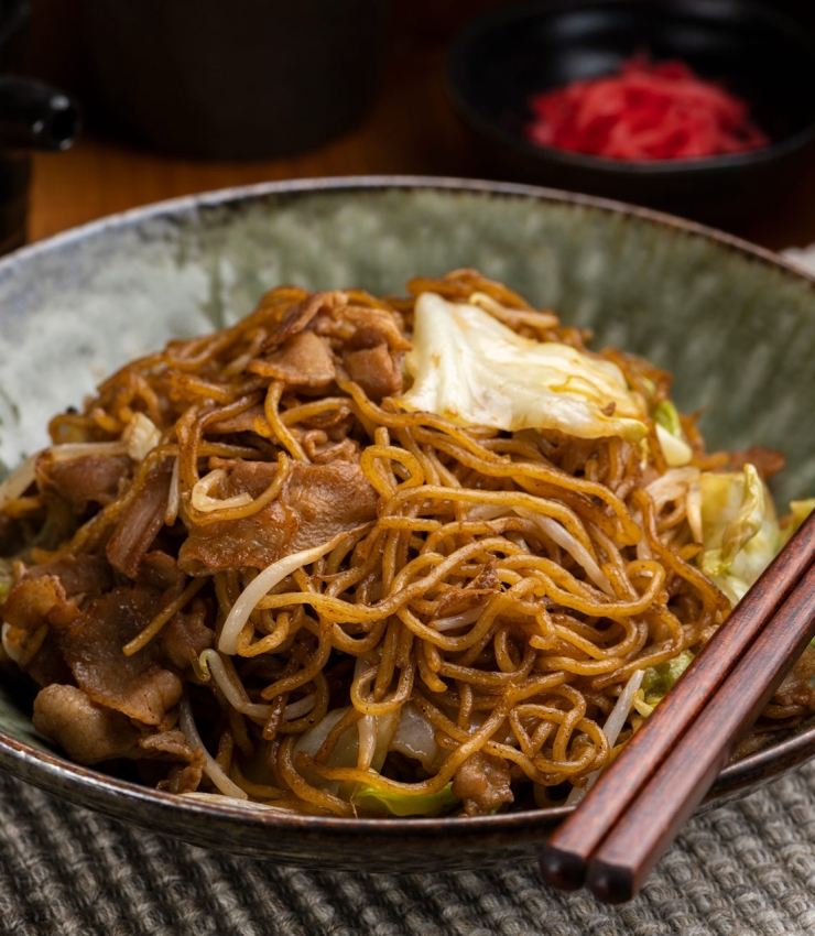 yakisoba noodle dish